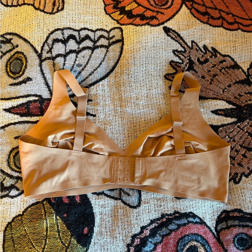 skims bra - Picture 2 of 2